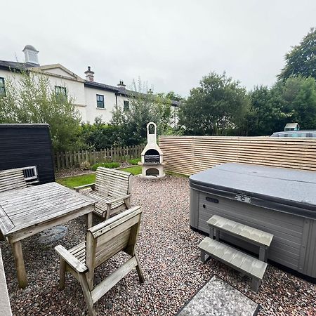 Dovecote Lodge On The 5 Star Lough Erne Resort Ballycassidy Extérieur photo