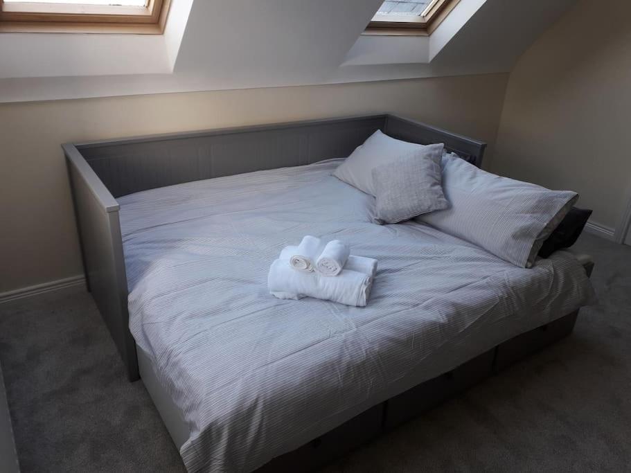 Dovecote Lodge On The 5 Star Lough Erne Resort Ballycassidy Extérieur photo