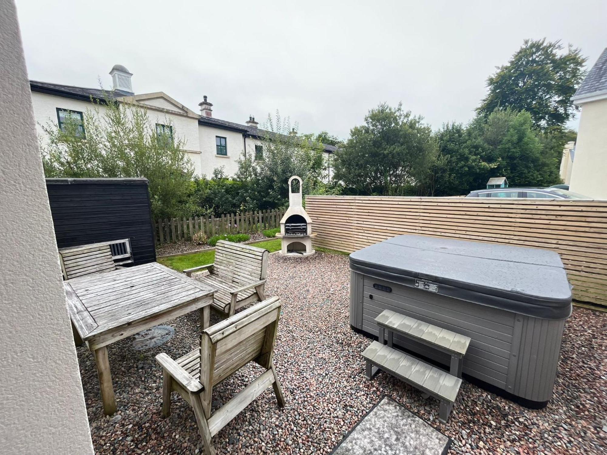 Dovecote Lodge On The 5 Star Lough Erne Resort Ballycassidy Extérieur photo